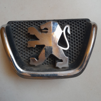 Logo anteriore peugeout 206