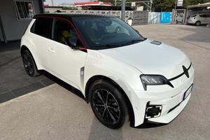 Renault 5 E-Tech Electric Evolution