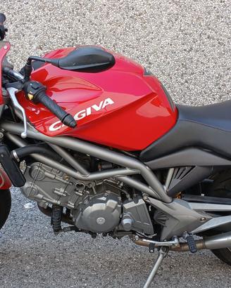 Cagiva Raptor 650 del 2008 con soli 15.000 k