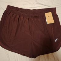 Pantaloncini nike donna XL nuovi bordeaux 