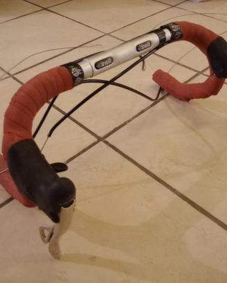 Manubrio Cinelli con leve Campagnolo Veloce 9v