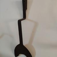 vecchio taglia fieno in ferro 