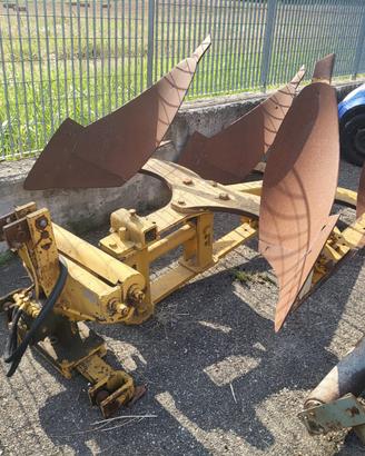 Aratro Voltino 4 Orecchie Idraulico