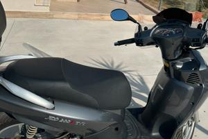 Scoter 200 hd