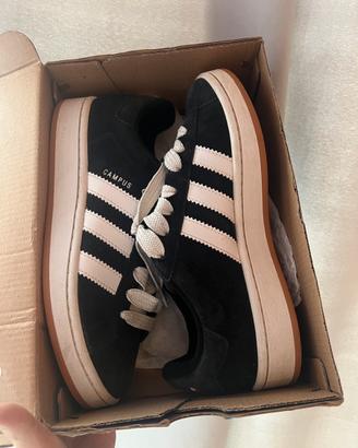 Adidas campus