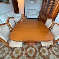 tavolo con 6 sedie dal piede centrale 