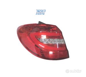 FANALE SINISTRO MERCEDES CLASSE B W246 12-14 LED B