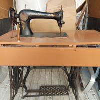 Macchina da cucire SINGER antica vintage