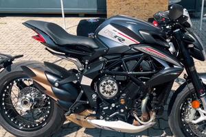 Mvagusta dragster 800 RR scs