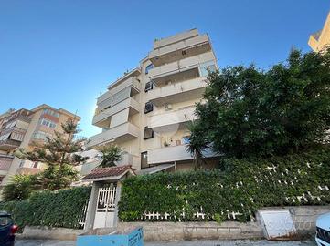 MONOLOCALE A PALERMO