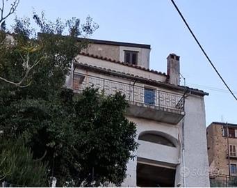 Abitazione semindipendente abitabile