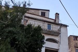 Abitazione semindipendente abitabile