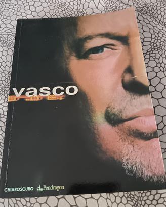 Vasco libro fotografico e scritto