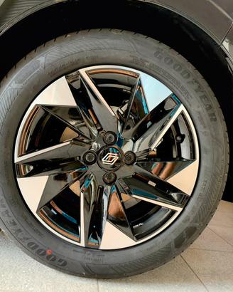 Gomme estive Good Year 195/60 R16 + cerchi Renault