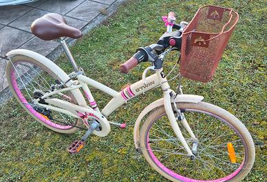 Bicicletta B’TWIN misura 24 – Cambio 5 rapporti
