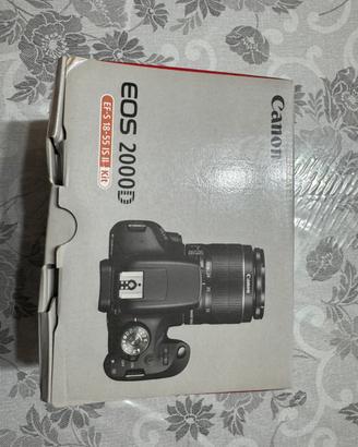 Fotocamera canon 2000D