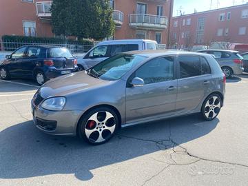Volkswagen Golf 2.0 16V TDI 5p. Sportline