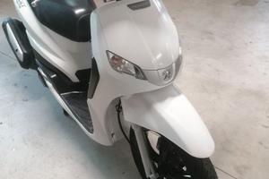 PEUGEOT  125  TWEET