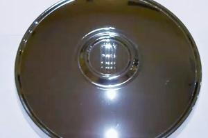 Borchia cerchione fFiat cinquecento anni 60