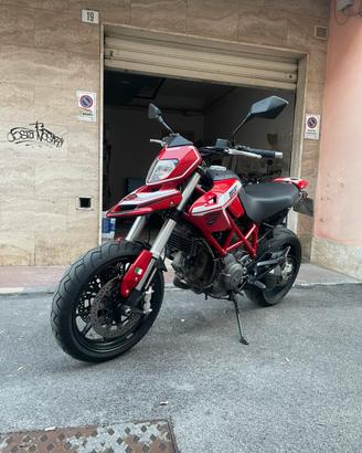 Ducati Hypermotard 796