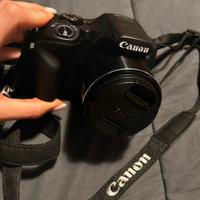 Canon PowerShot SX540 HS con custodia