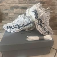 Balenciaga runner