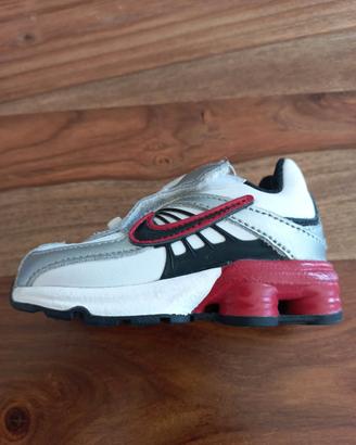 Nike Shox EUR 19.5 per neonati
