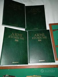 collezione espositori armi storiche
