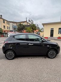 Lancia Ypsilon my 24