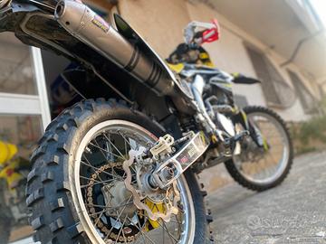 Suzuki RMZ E 250 targato enduro