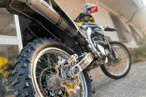Suzuki RMZ E 250 targato enduro