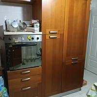  Cucina componibile in legno in buono stato c