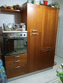  Cucina componibile in legno in buono stato c