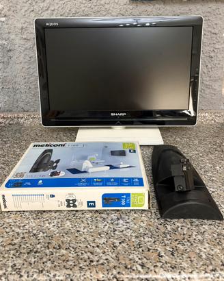 Televisore  Sharp 19 pollici e supporto da muro