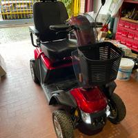 Scooter elettrico per anziani o disabili