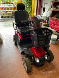 Scooter elettrico per anziani o disabili
