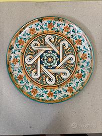 Piatti decorativi in ceramica di Faenza
