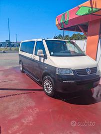 Caravelle 2.5 TDI 4 motion 4x4 9 posti PL con ganc