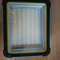 1Fari LED solare ricaricabile IP66 con USB – NUOVO