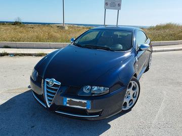 Alfa romeo GT 