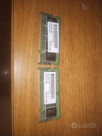 due moduli RAM Hynix DDR2