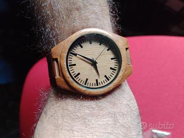 orologio da polso in legno