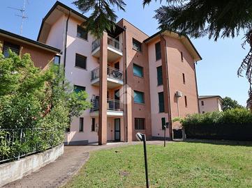 2 LOCALI A REGGIO NELL'EMILIA
