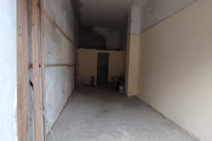 Ampio locale 290 m² diviso in due parti