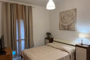 Camera singola a 400 euro , zona Santa Viola