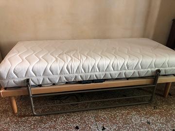Letto ortopedico motorizzato con materasso