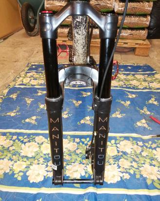 Forcella Manitou Mezzer Pro 27.5 150mm