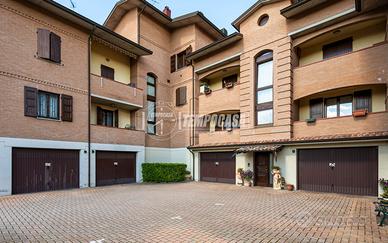 APPARTAMENTO CON 2 TERRAZZI E BOX DOPPIO