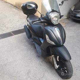 Piaggio Beverly 350 Police