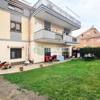 Appartamento ristrutturato con giardino